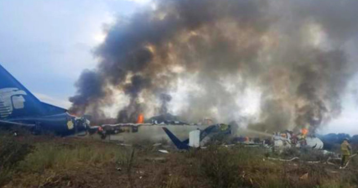 Miracle: Plane Carrying 103 Passengers Crashes, all passengers alive