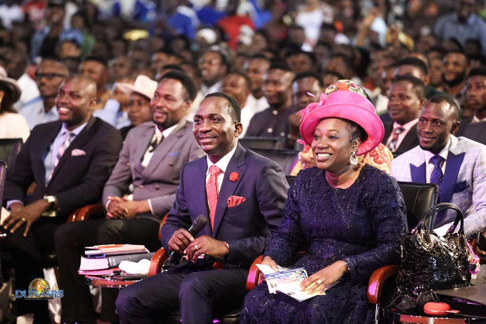 ‘Don’t give up on Nigeria’ – Dr. Paul Enenche says as he prays for journalists at Dunamis’ Glory Dome [Photos]