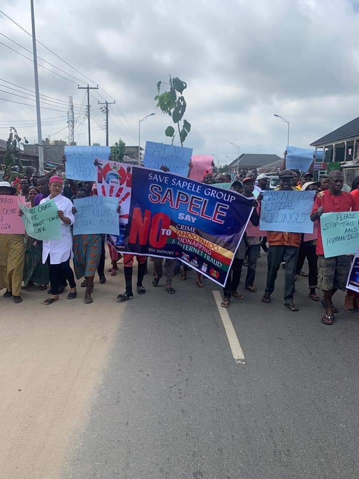 Residents protest against killings in Sapele