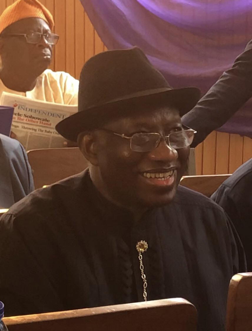 Why sitting presidents find it difficult to leave power – Jonathan