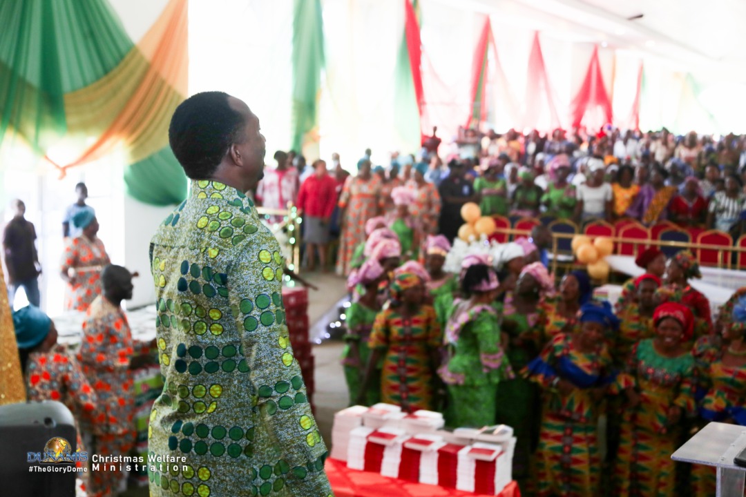 Christmas Welfare Ministration: Dr. Paul Enenche and wife, Dr. Becky of Dunamis reach out to widows, orphans, others (PHOTOS/VIDEO)
