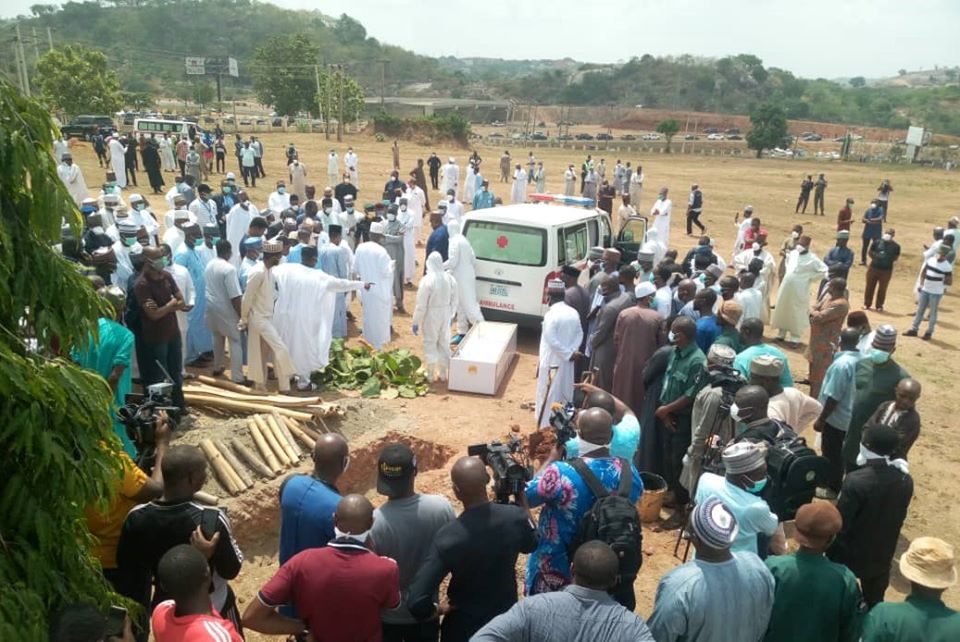 More photos from the burial of Buhari’s Chief of Staff, Abba Kyari