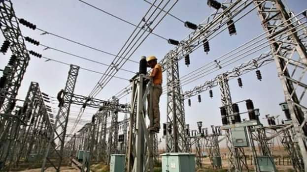 DisCos, FG finally agree on 2 months free electricity for Nigerians