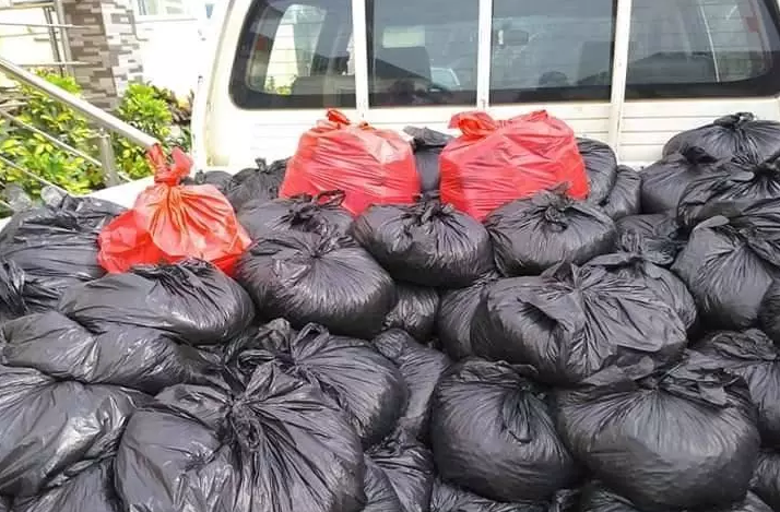 Benue lawmaker donates charcoal, others items to constituents (PHOTOS)