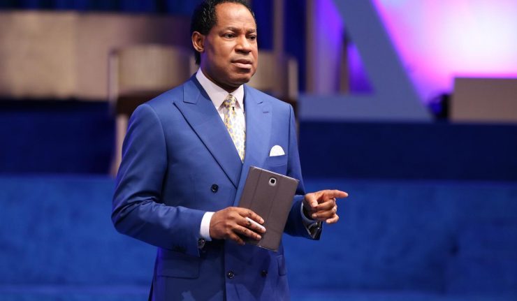 Pastor Chris Oyakhilome releases New Year prophetic message 