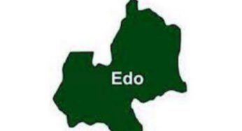 COVID-19: Mob kills police inspector while enforcing curfew in Edo