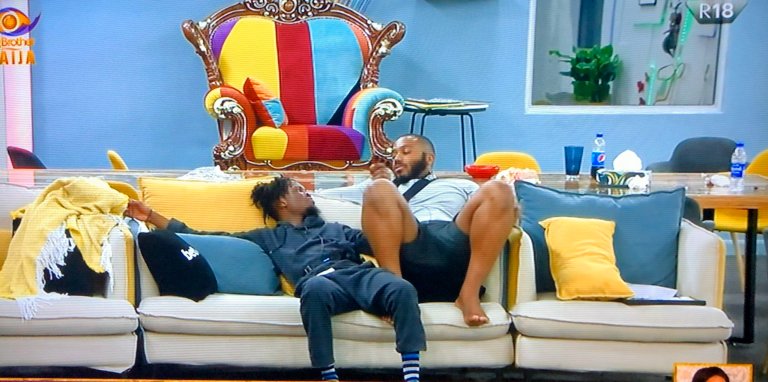 BBNaija 2020: “I Will make you lose your dreadlocks in night club” – Kiddwaya threatens Laycon