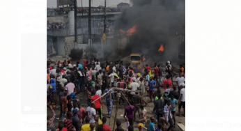 BREAKING: One feared dead as mob burns Abuja police station