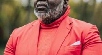 End SARS: Popular American preacher, Bishop T.D Jakes joins protest against police brutality in Nigeria