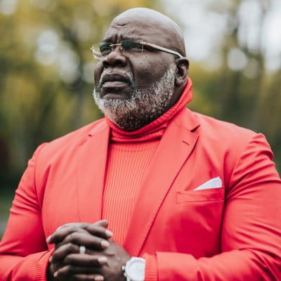 End SARS: Popular American preacher, Bishop T.D Jakes joins protest against police brutality in Nigeria