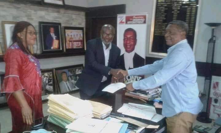 Prof. Tor Iorapuu receives letter of appointment as Benue State University VC