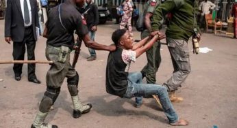 BREAKING: Ikorodu on fire, road users under attack in Ogolonto