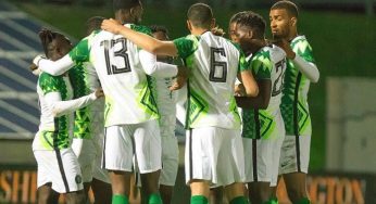 BREAKING: Angry fans attack Super Eagles after 4-4 draw against Sierra Leone in Edo