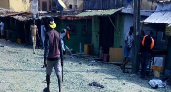 Fresh crisis hits Mushin as hoodlums vandalise 20 cars, loot 50 shops in Lagos