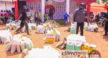 Idoma International Carnival distributes palliatives to the people in Benue (Photos)