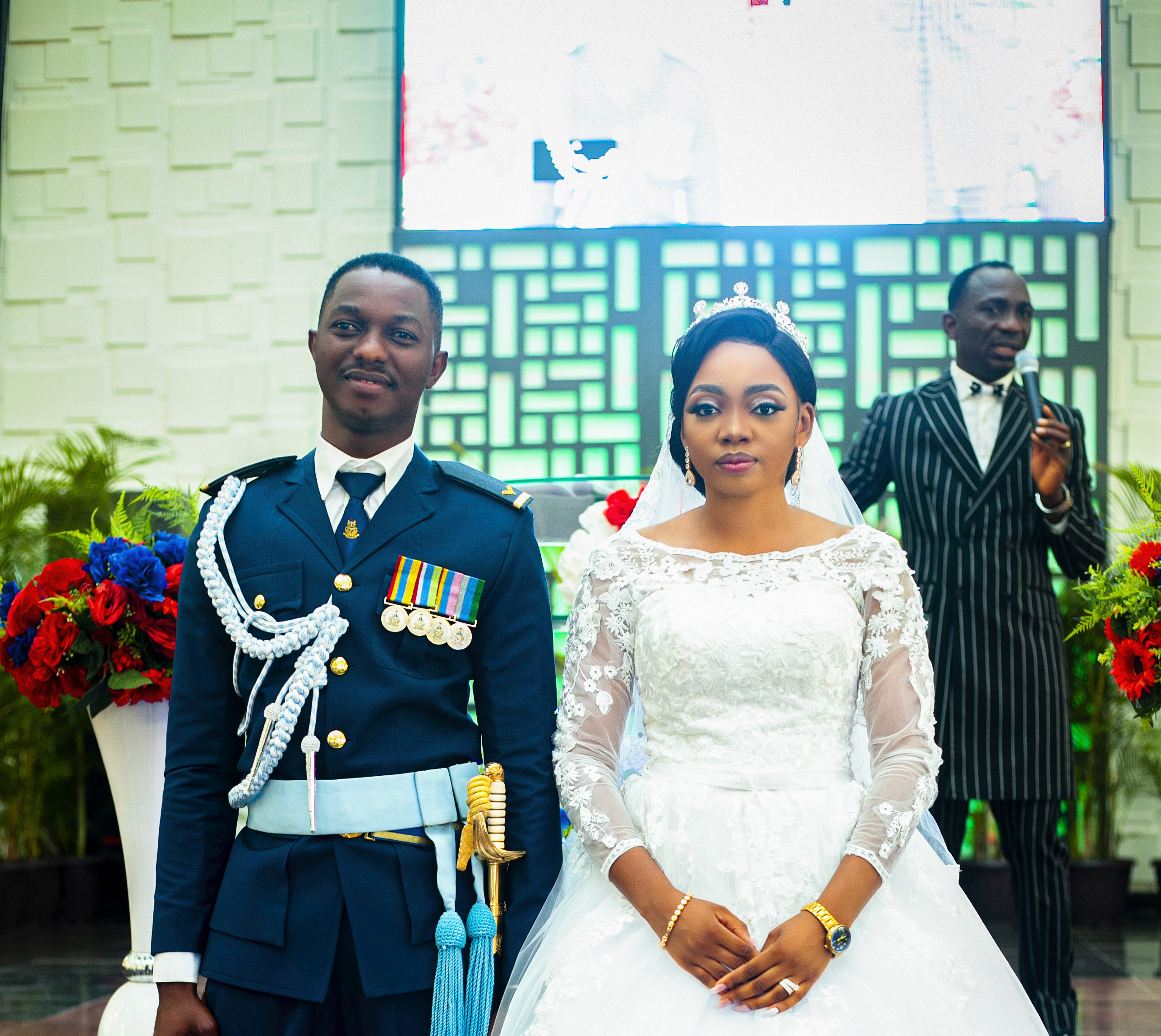 Flying Officer Felix Audu Enenche weds in Abuja (PHOTOS)