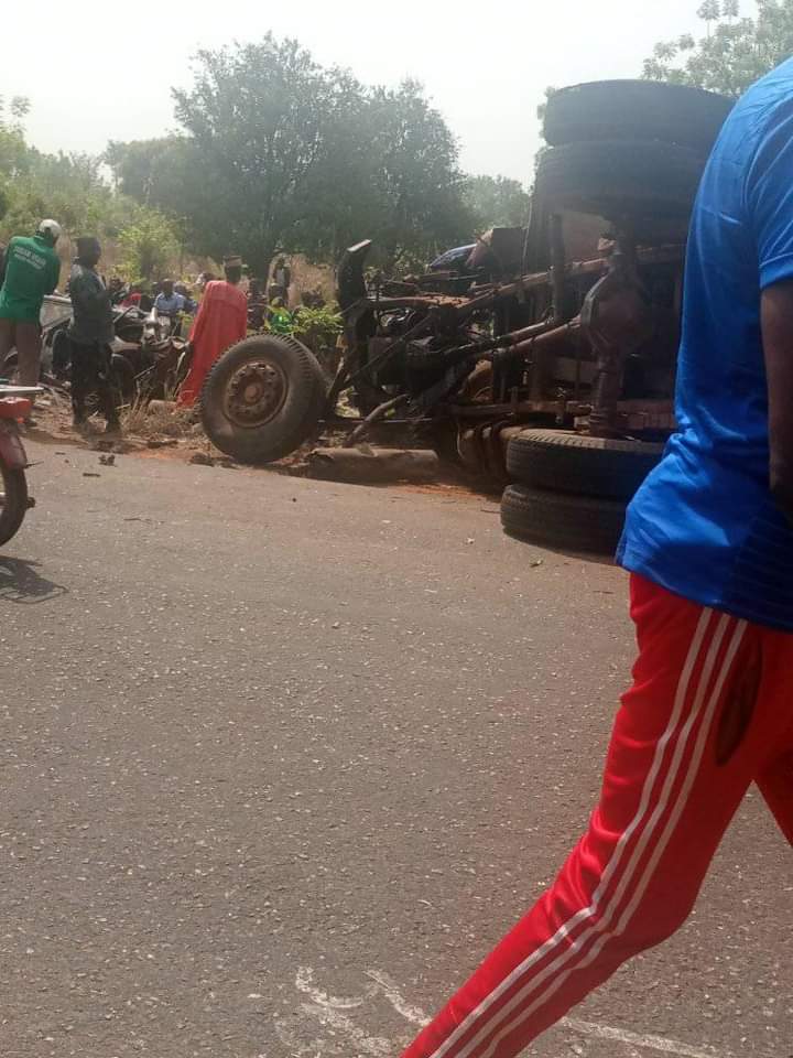 BLACK TUESDAY IN BENUE: Mother, three kids, over 10 others crushed to death in terrible accident along Otukpo-Adoka road