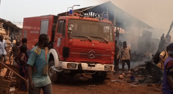 BREAKING: Police allegedly set Nnewi market on fire