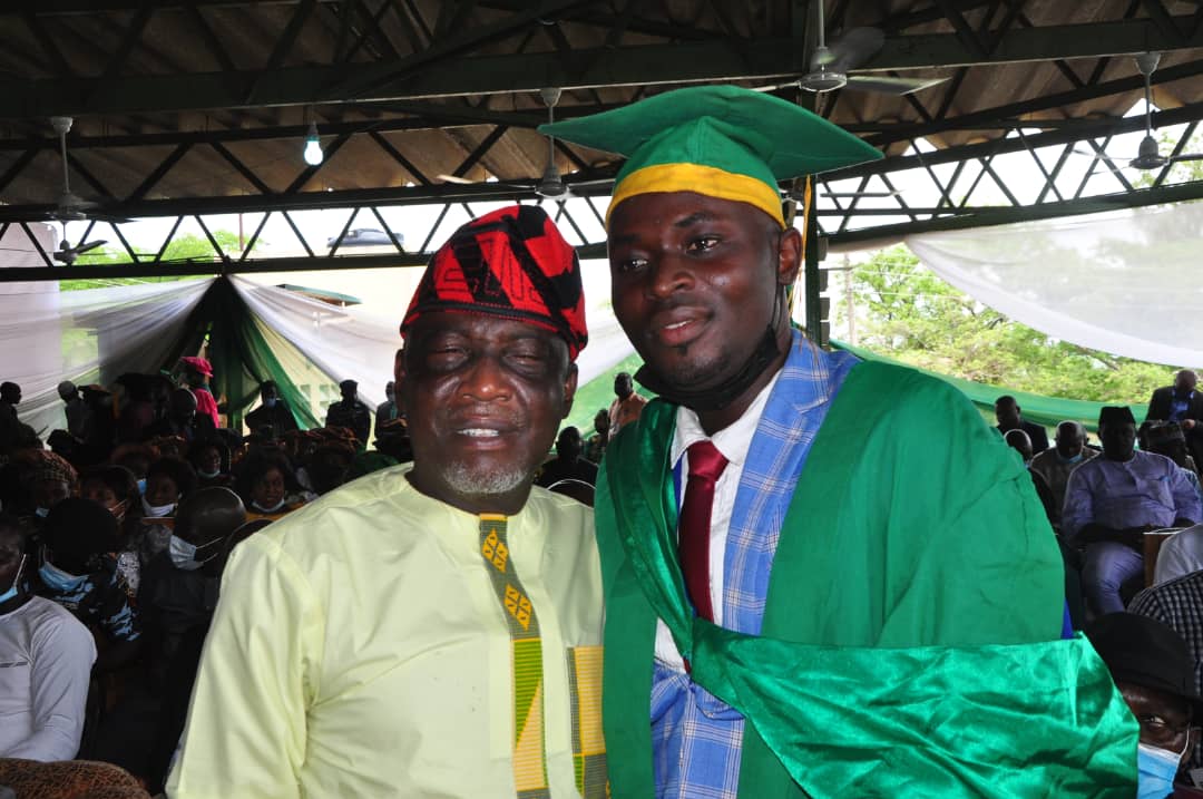 Idoma-born Paul Enejo bags First Class from UAM, Senator Moro reacts