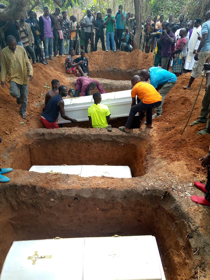 Tears in Benue as victims of herdsmen attacks buried (PHOTOS)