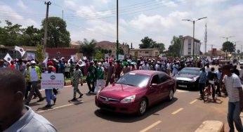 BREAKING: NLC President Waba dares El-Rufai, storms Kaduna Govt House with protesters