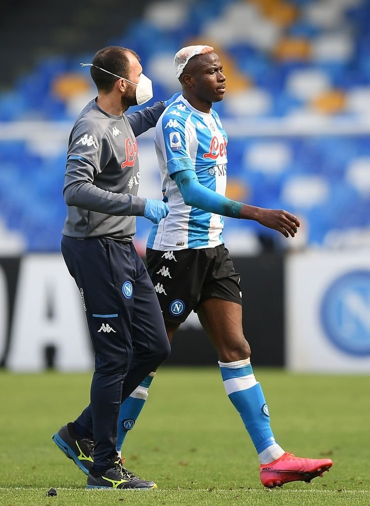 Nigeria’s Osimhen sustains head injury as Napoli draw 1-1 with Cagliari