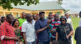 Ottah Agbo visits IDP camps in Ado
