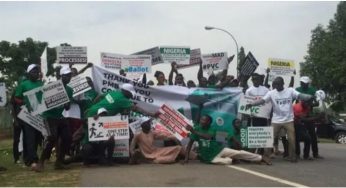 Drama as pro-Buhari June 12 protesters clash in Abuja over payment