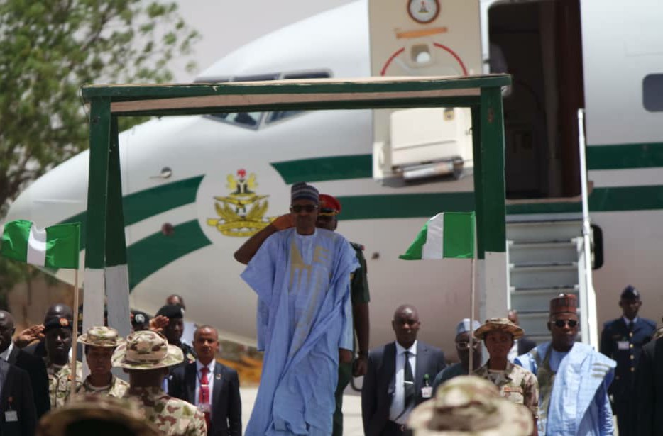 BREAKING: Tight security as Buhari, service chiefs arrive Maiduguri