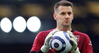 EPL: Details of Man United’s contract for Tom Heaton surface