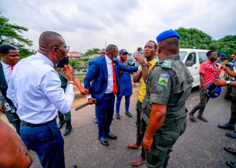 How Gov. Sanwo-Olu’s convoy arrests suspected robbers