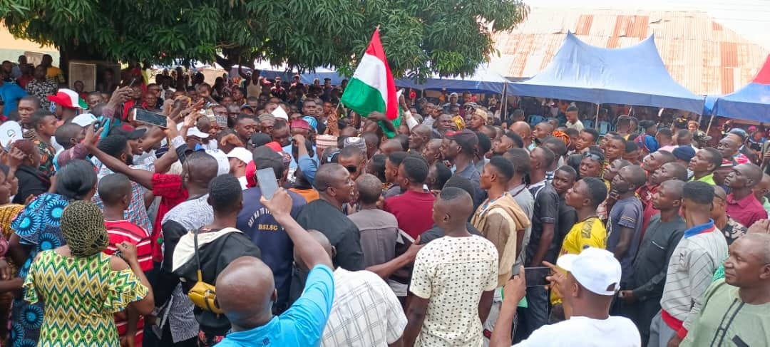 Senator Abba Moro reacts as over 10,000 APC members join PDP in Benue