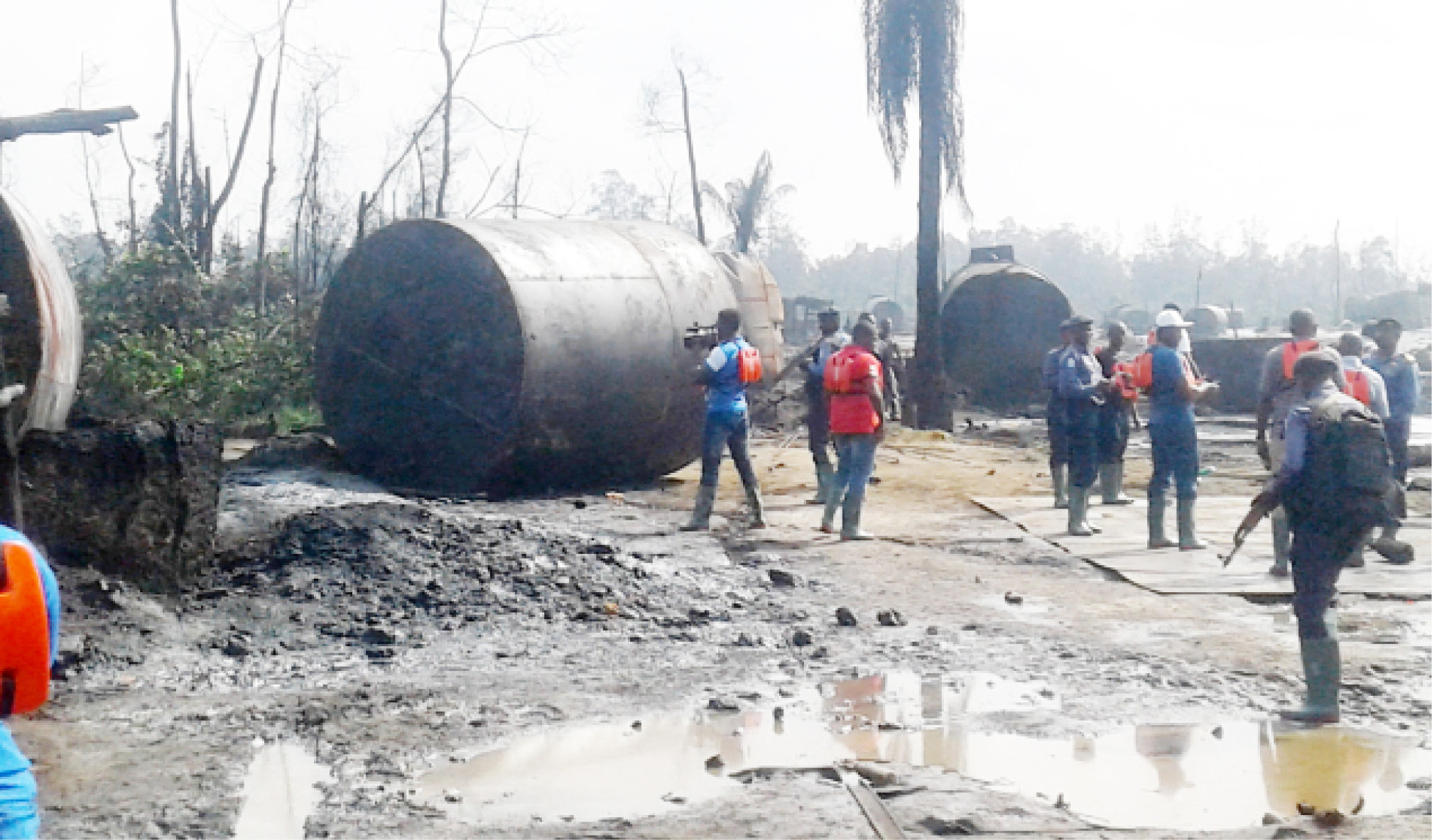 Nigerian soldiers uncover illegal refineries in Rivers, Bayelsa, Delta