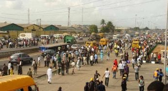 BREAKING: Commuters stranded as drivers protest over alleged extortion by Lagos Task Force