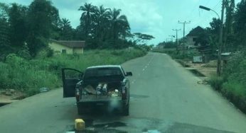 BREAKING: Governor Obiano’s convoy held hostage as unknown gun men disrupt APGA campaign in Anambra