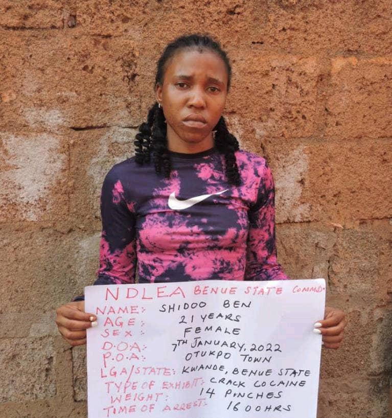 21-year-old lady arrested with 14 sachets of cracked cocaine in Otukpo