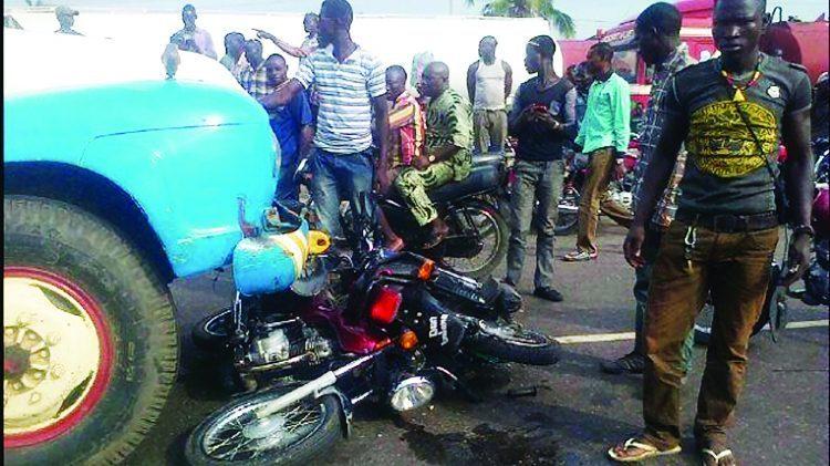 Two dead, five others injured in Akwa Ibom auto crash