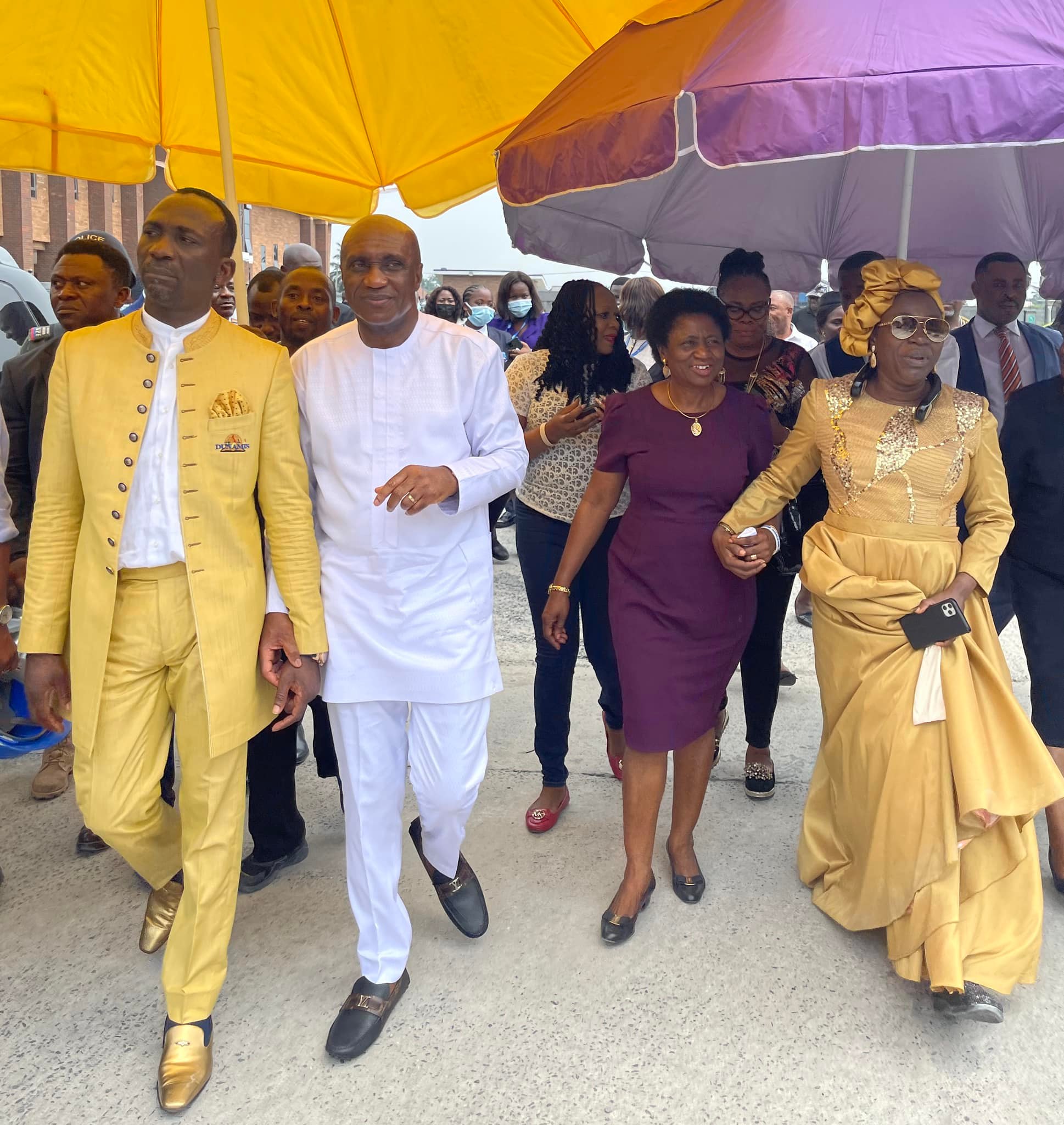 Pastor Enenche, wife visit Ibiyeomie’s 120,000 capacity Cathedral, ‘Hand of God’