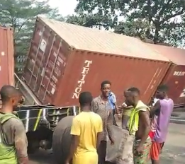 Train crushes container-laden truck in Lagos