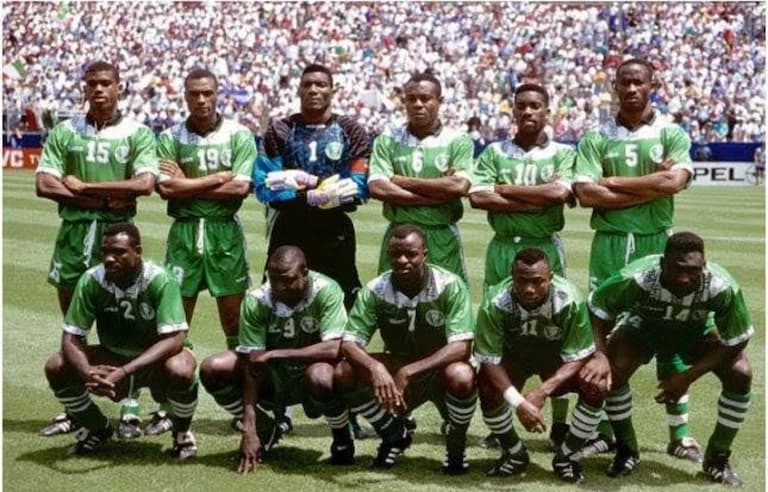 1994 AFCON squad: Okocha, Amokachi, Oliseh, others receive houses from FG