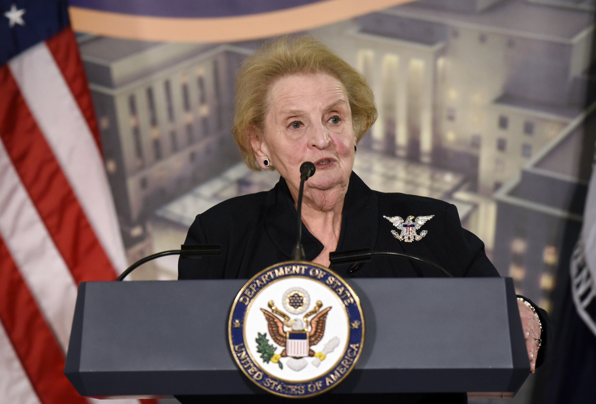 Madeleine Albright : How first female US secretary of state died