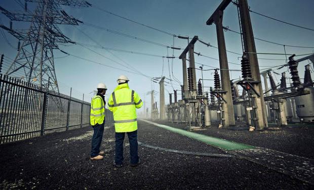 Nigerians thrown into darkness as national grid collapses again