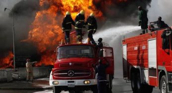 Angry youths in Jos attack firefighters, damage fire truck for arriving late