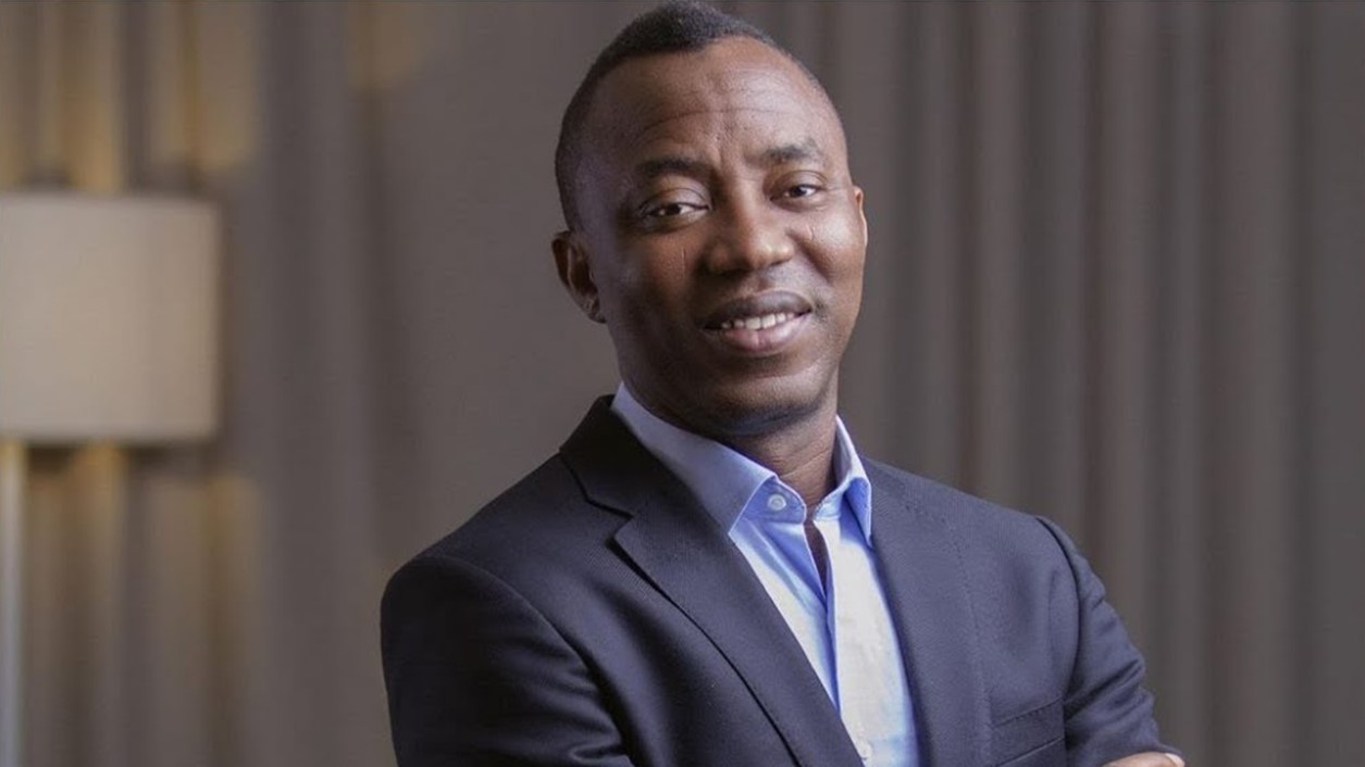“She didn’t die for you” – Sowore tells Nigerians mourning Queen Elizabeth