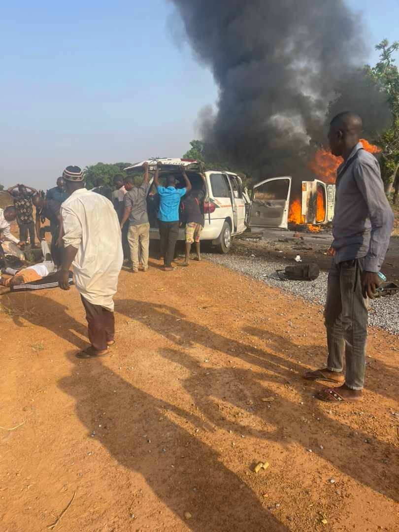 Many dead as Benue Links bus crashes along Abuja-Makurdi road