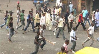 Angry youths sets two suspected thieves ablaze in Akwa Ibom