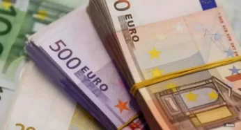 Euro falls to its lowest in 5 years against dollars