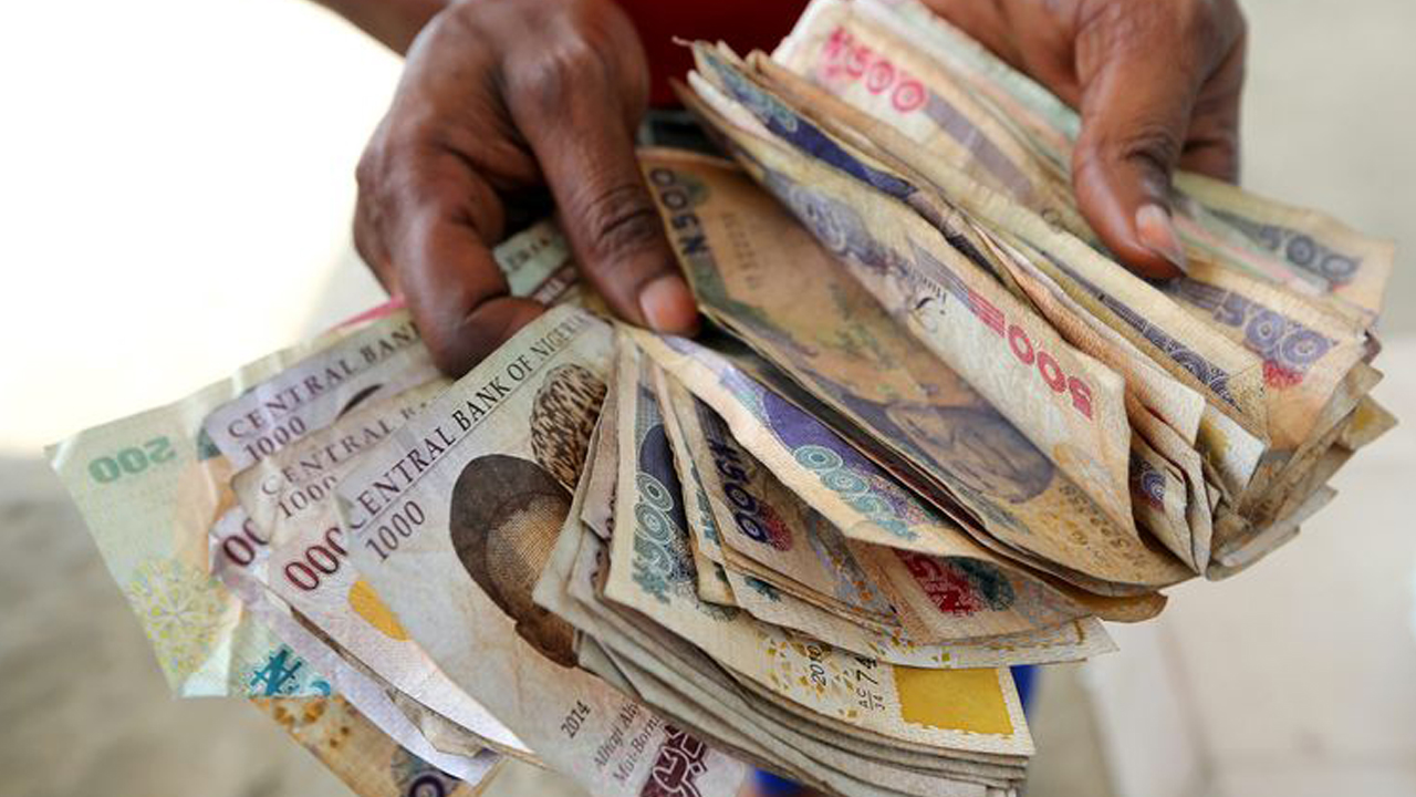 Why naira is digging towards N700/$ again