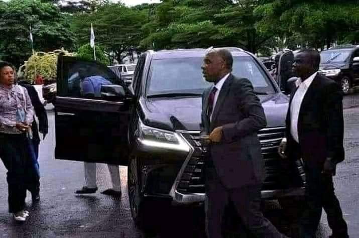 Amaechi steps down after meeting with Bishop Oyedepo