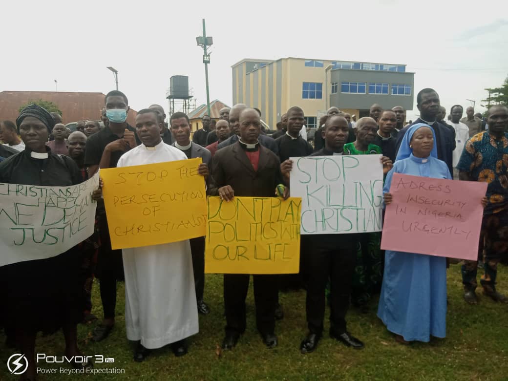 Ondo attack: Protesters shut down Owo over killing of Catholic faithful